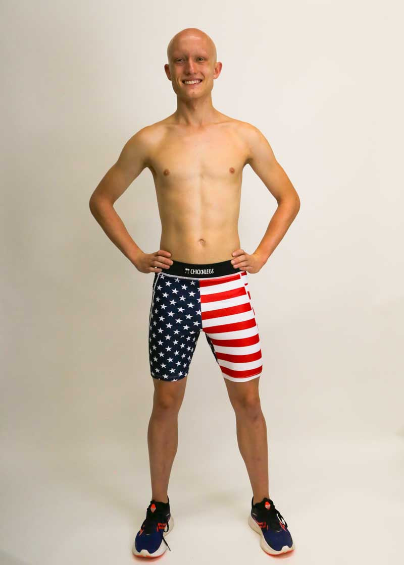 Runner wearing the men's 8 inch USA flag half tights.