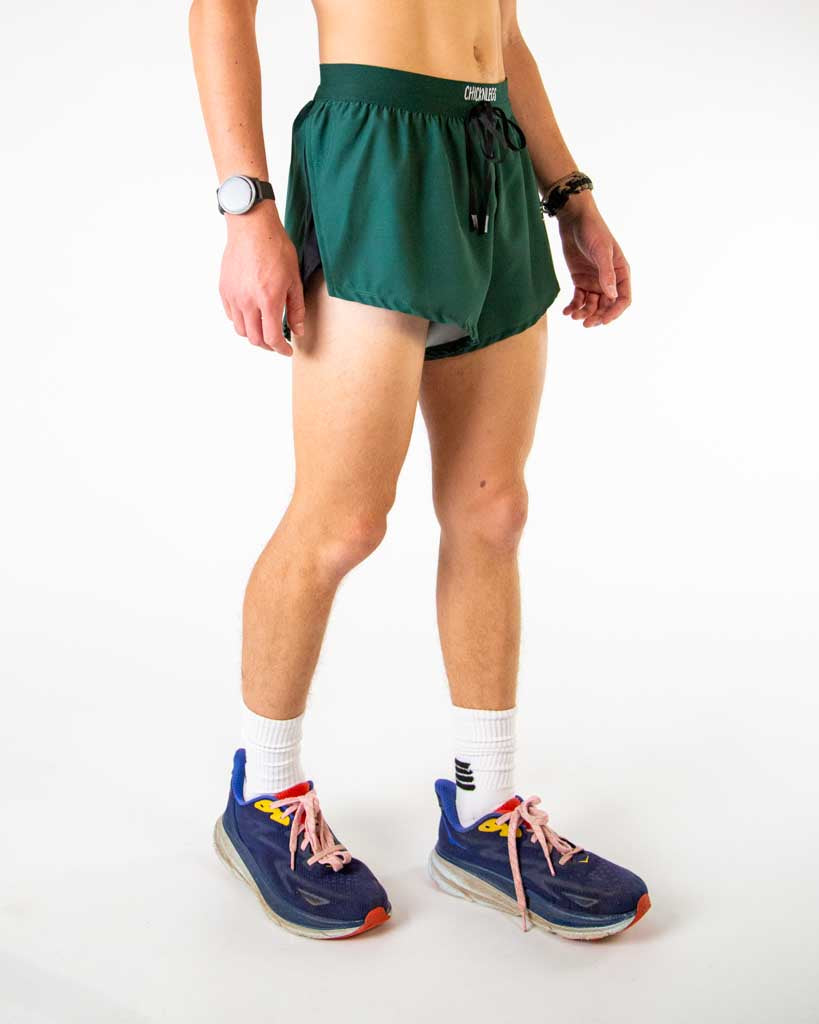 Right side view of ChicknLegs men’s 2-inch in solid forest green and matching forest green waistband.