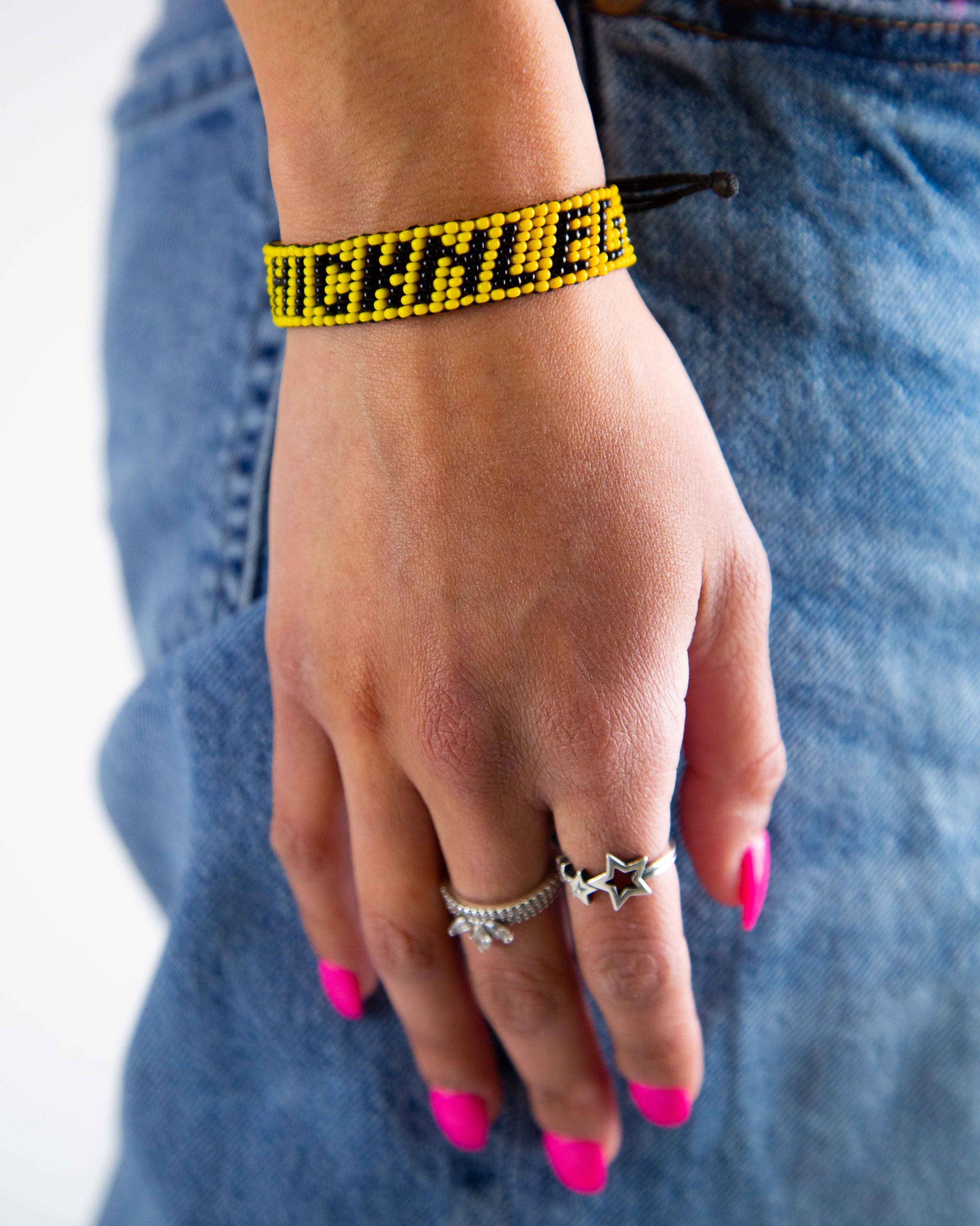 陸上競技  - Artiken X  Bracelet ArtiKen Running Bracelet - ChicknLegs