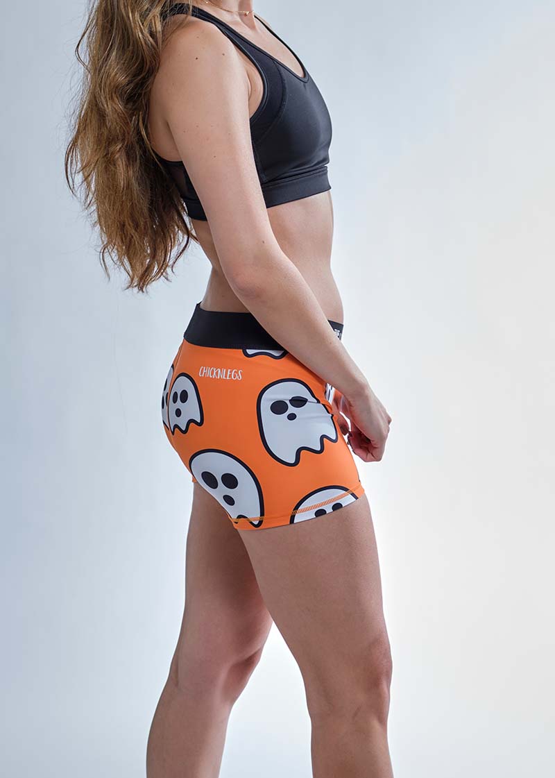 Side view of the women's 3 inch compression ghosts running shorts.